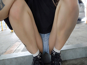 半中半外半彼女　カレンちゃん サンプル動画サムネイル